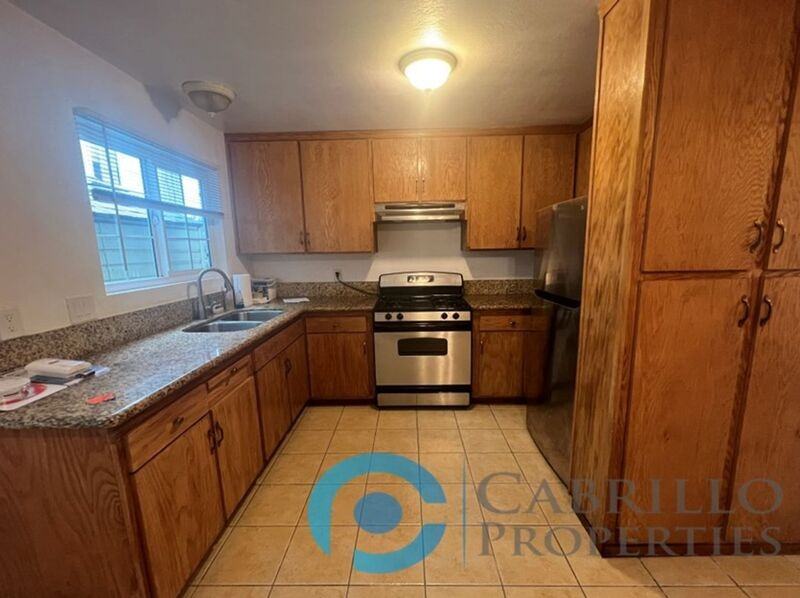 8200 Lemon Grove Way - Photo 6 of 19