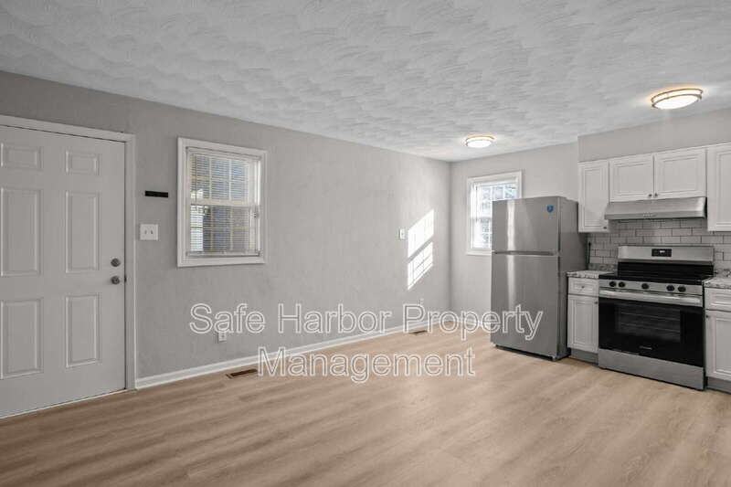 9632 12th Bay St #10 - Photo 3 of 14