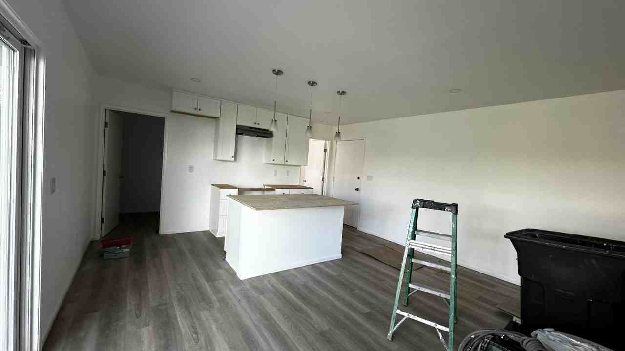 Oasis - Photo 6 of 19