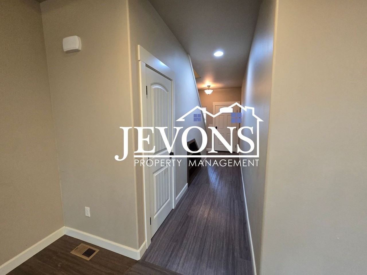 7204 W Chestnut Ave - Photo 6 of 26