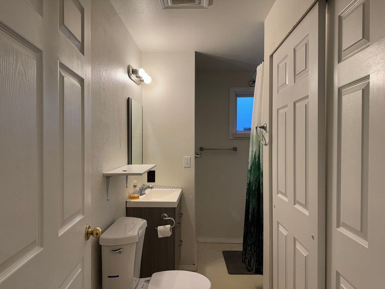 12810 65th Ave S - Photo 7 of 13