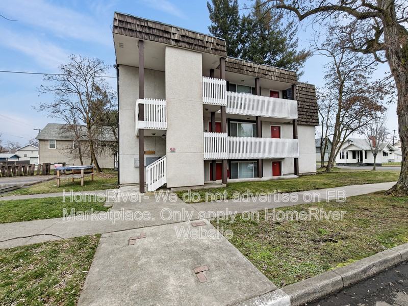 1414 N Addison St #102 - Photo 3 of 21