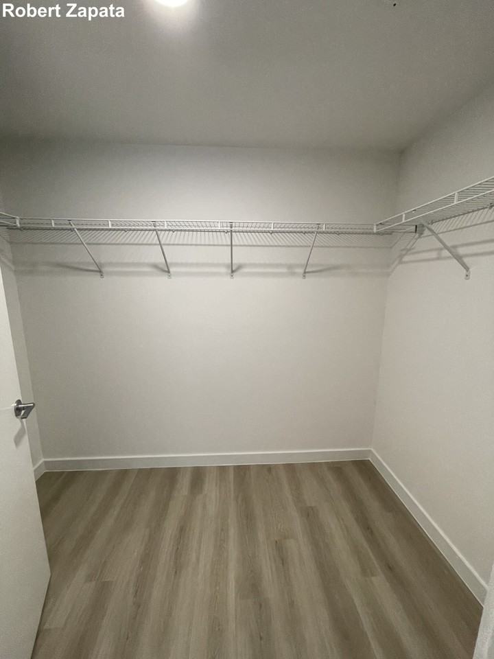 896 Nw 35th Ave #242 - Photo 4 of 8