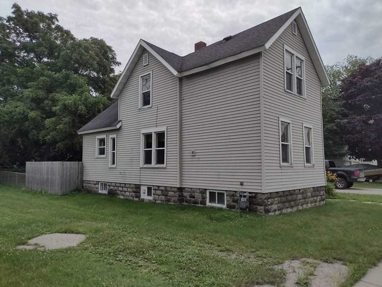 338 Hattie St - Photo 5 of 27