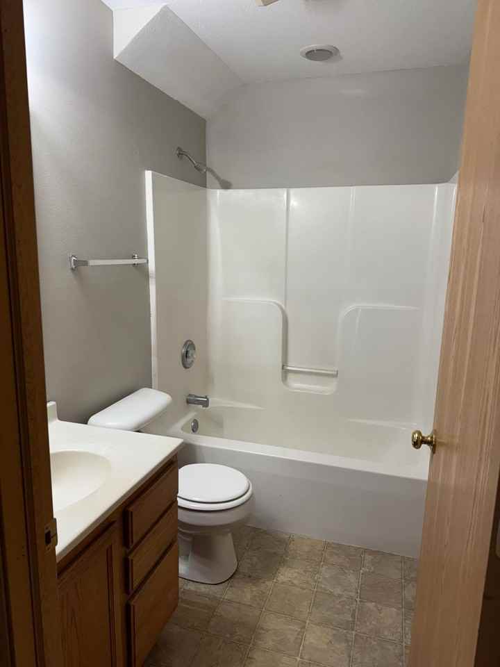 6436 Reanna Way - Photo 6 of 10