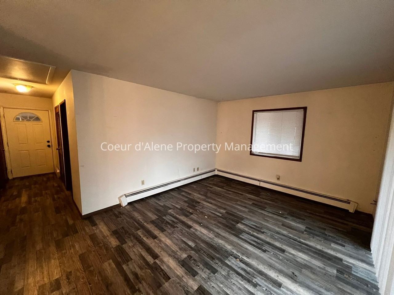 721 Best - Photo 2 of 20