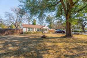 featured image of 104 Sharyn Ln