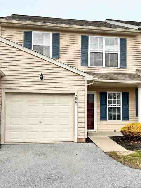 2005 Greystone Dr - Photo 3 of 36