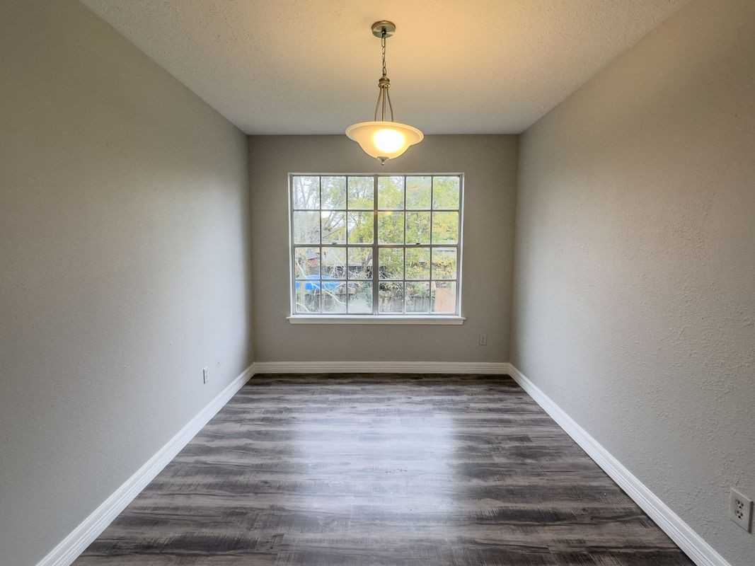 4931 Raven Ridge Dr - Photo 4 of 17