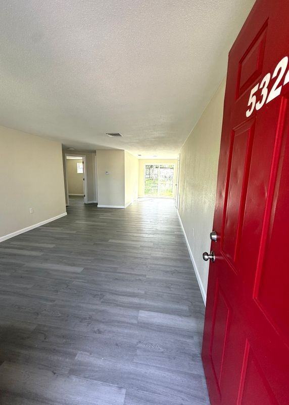 5324 Cedar Ln - Photo 2 of 11