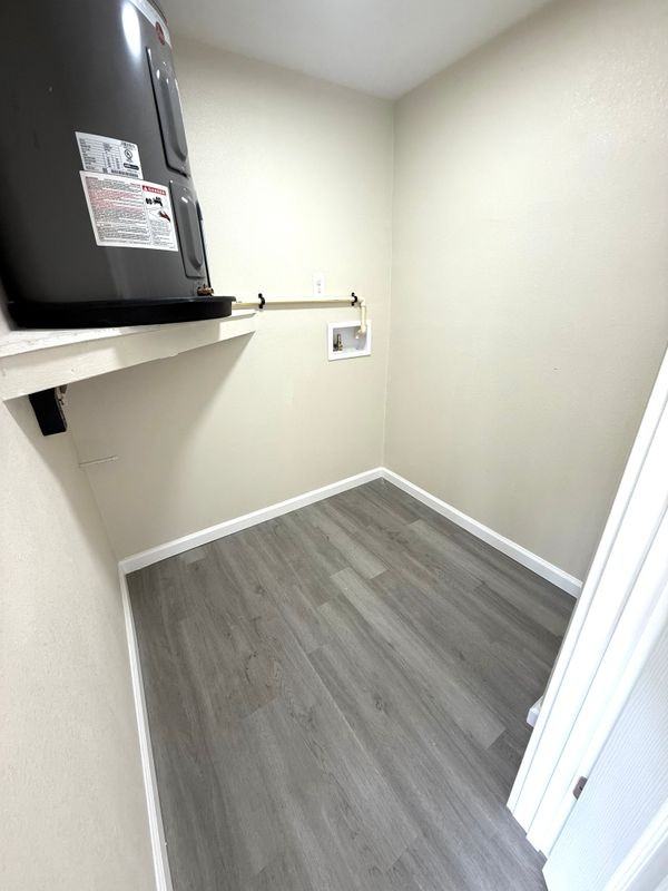 5324 Cedar Ln - Photo 7 of 11