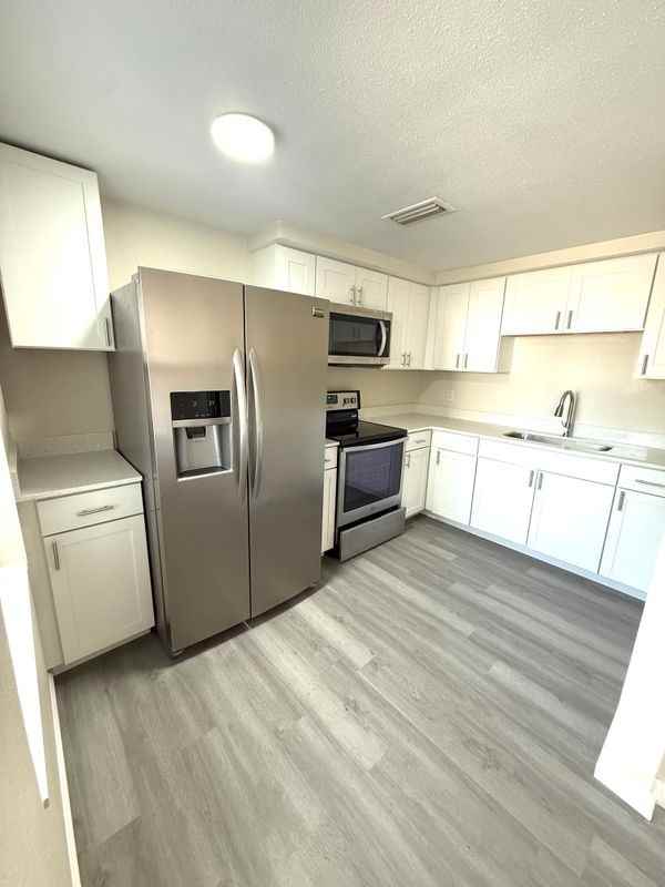 5320 Cedar Ln - Photo 7 of 8