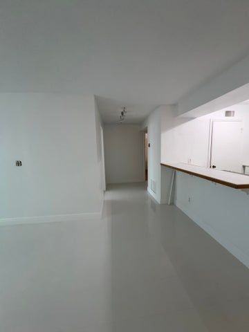 2319 N Congress Ave ##23