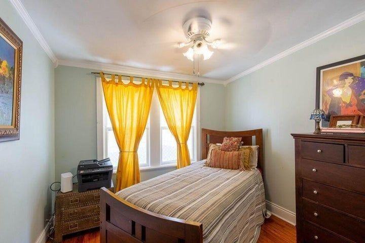 1016 N E St ##A - Photo 6 of 11