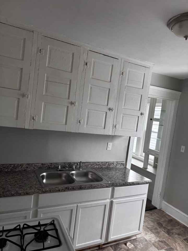 Hampden Ave. 10707 - Photo 4 of 17