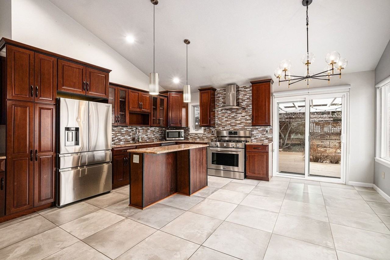 1 Bellflower - Photo 7 of 27