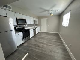 featured image of 929 E Bethany Home Rd