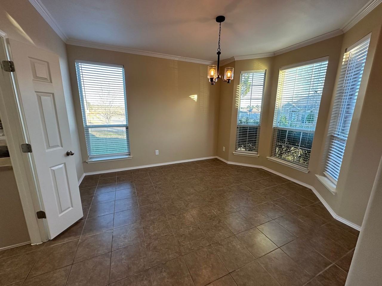 1813 Balsam Gap - Photo 3 of 37