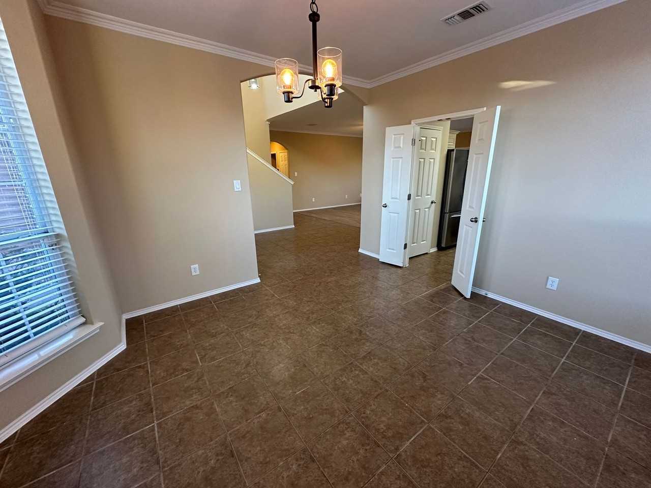 1813 Balsam Gap - Photo 4 of 37