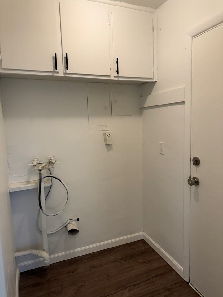 1613 State St - Photo 2 of 29