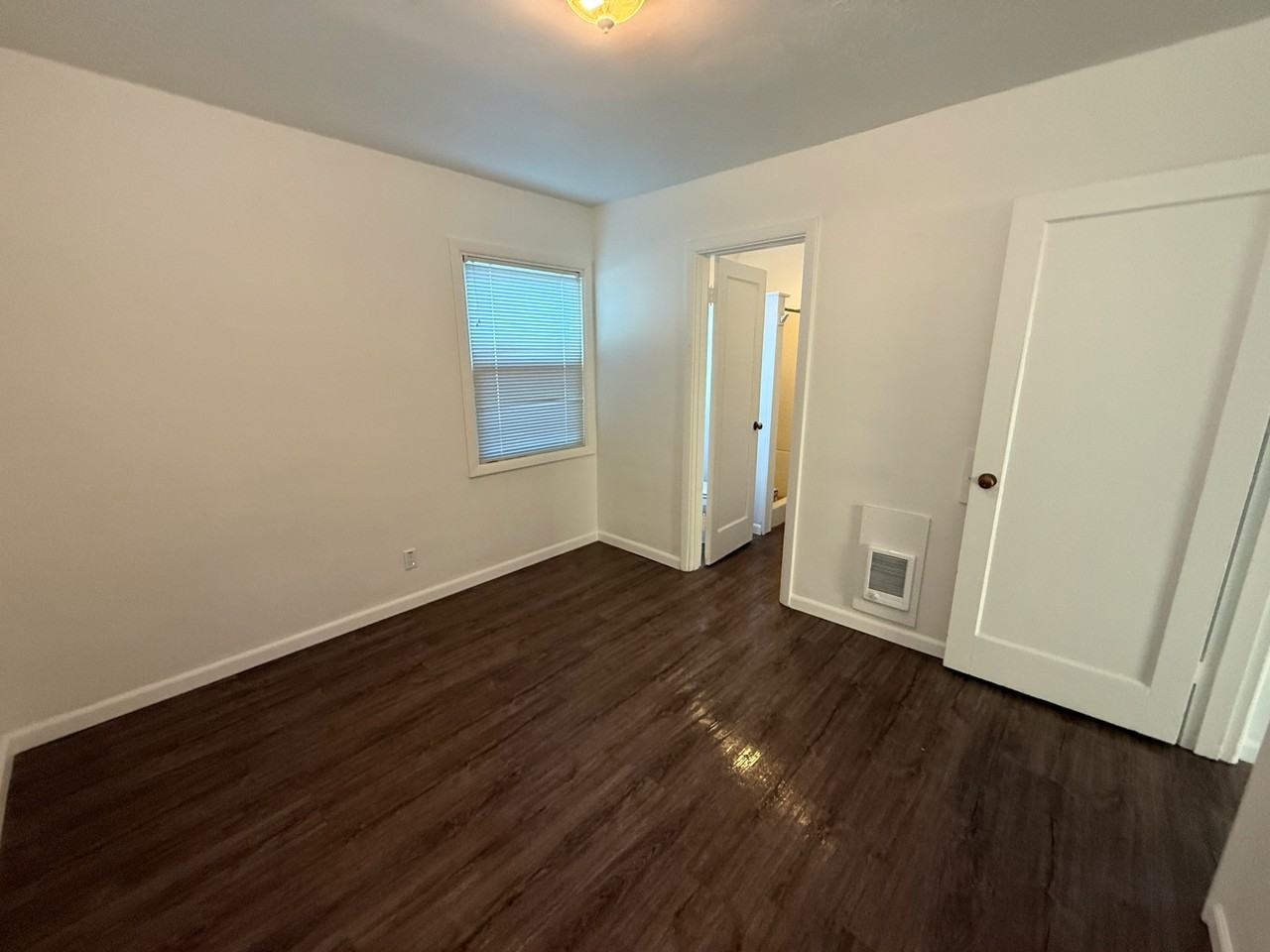 1613 State St - Photo 5 of 29