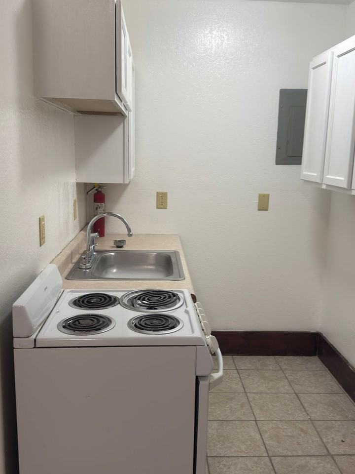 838 838 S COCNORD ST - Photo 6 of 7