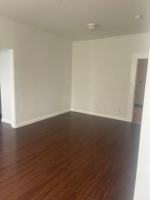 featured image of 724 N Gramercy Pl