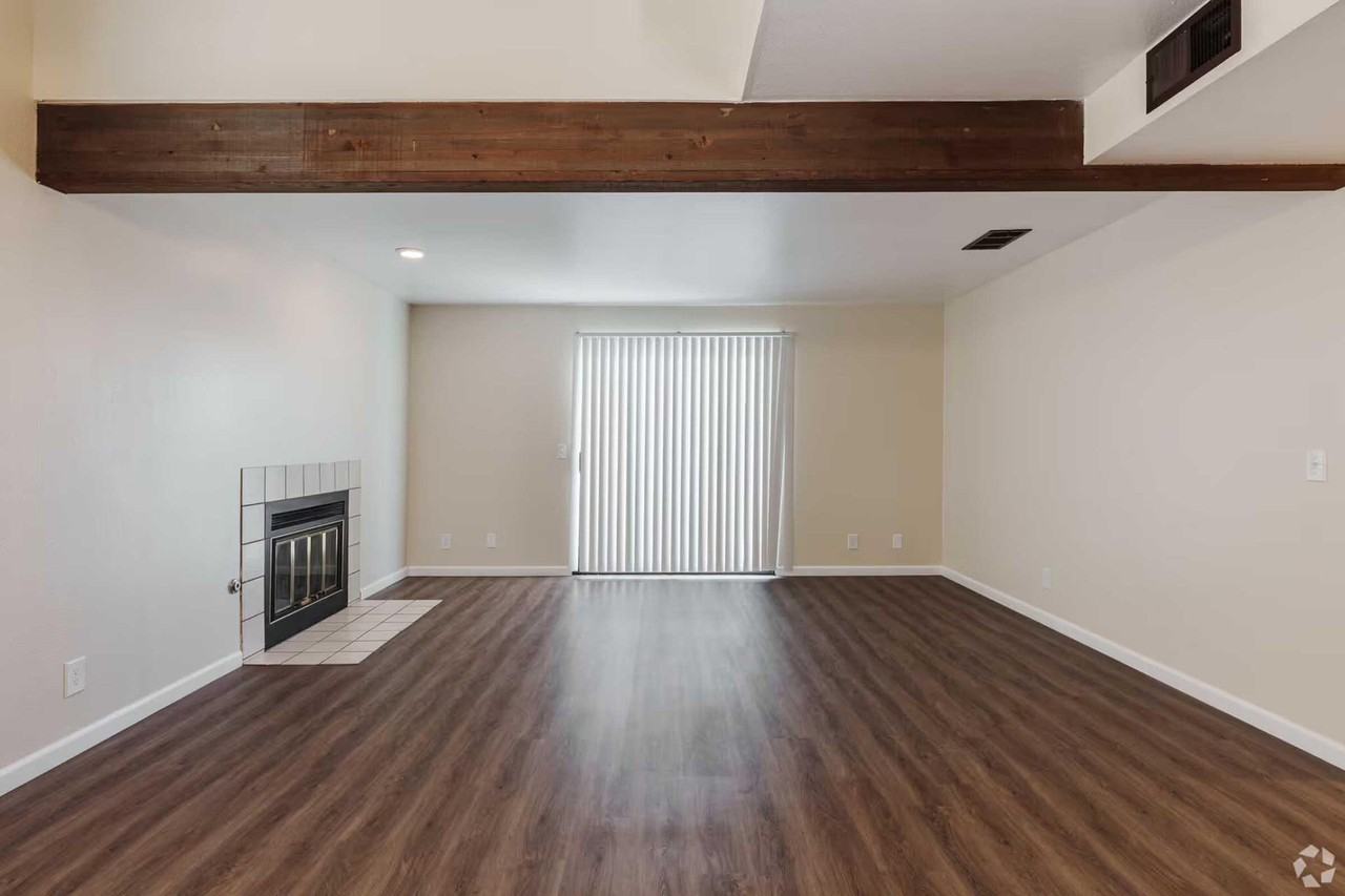 Remington Arms Apartment Homes - Photo 4 of 13