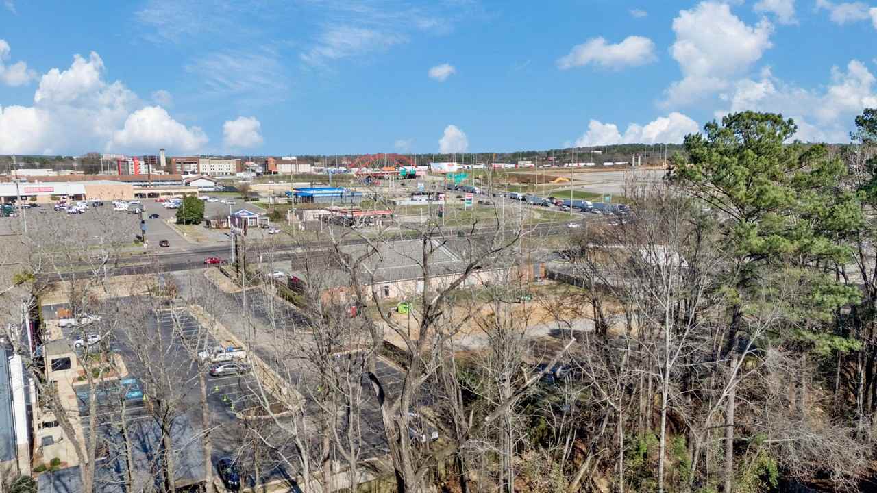 Dogwood Lane Apartments - Photo 3 of 8