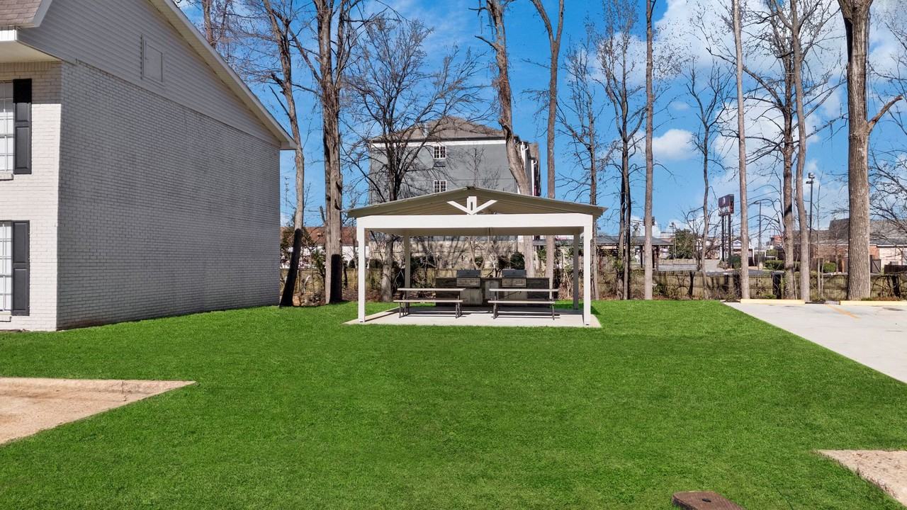 Dogwood Lane Apartments - Photo 5 of 8