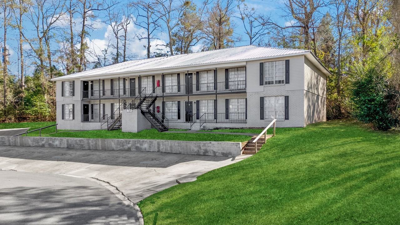 Dogwood Lane Apartments - Photo 6 of 8