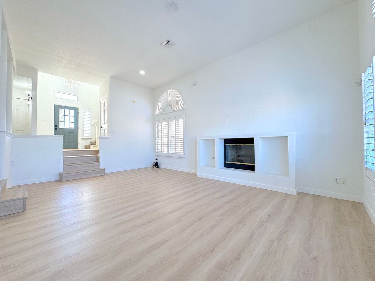 6224 Escondido Dr #A - Photo 7 of 37