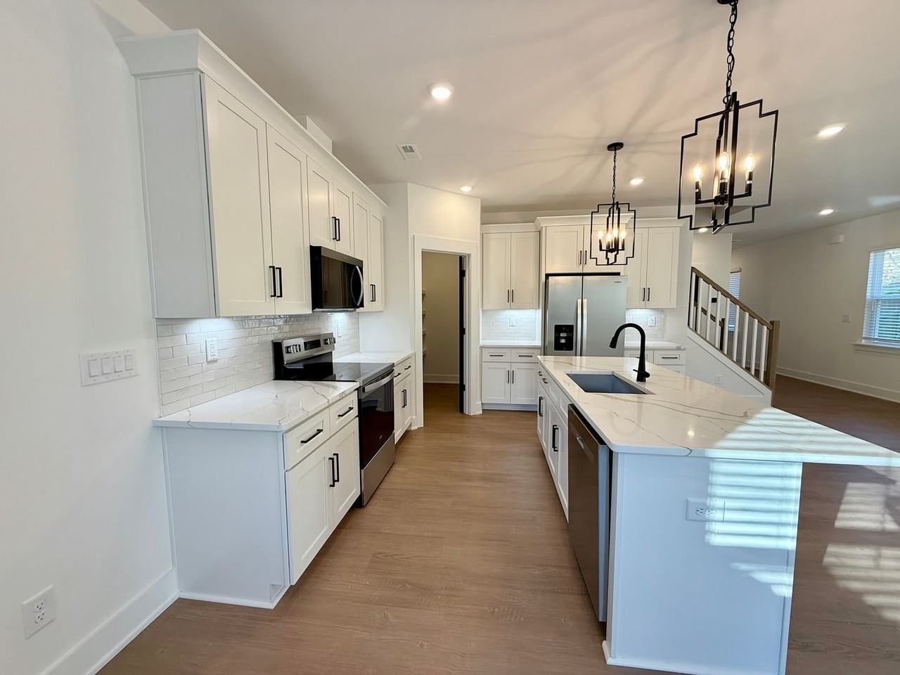 2803 Fordwood Dr - Photo 5 of 23