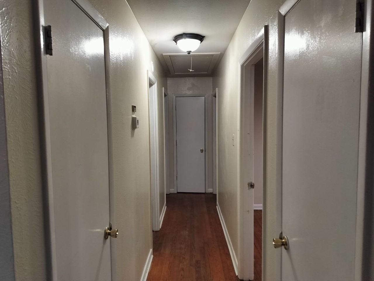 6034 Elstree Pl - Photo 6 of 9