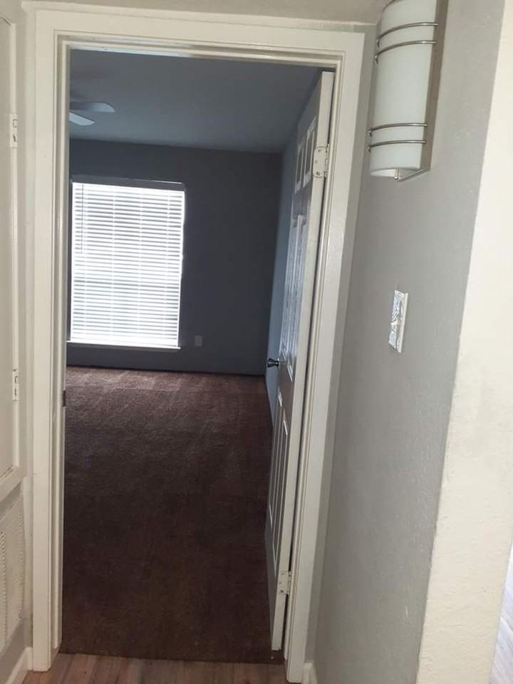 Carlisle - Photo 4 of 34