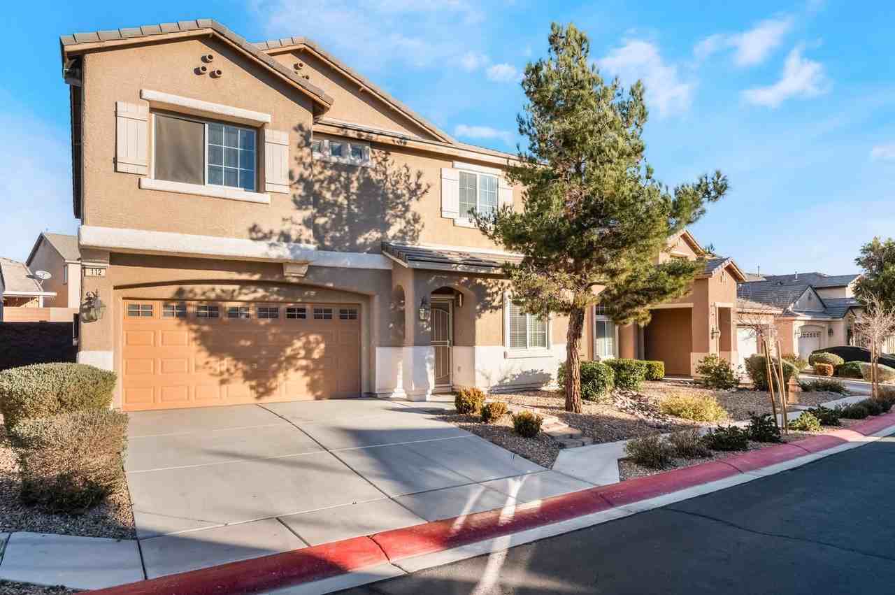 112 Iron Summit Ave - Photo 2 of 25