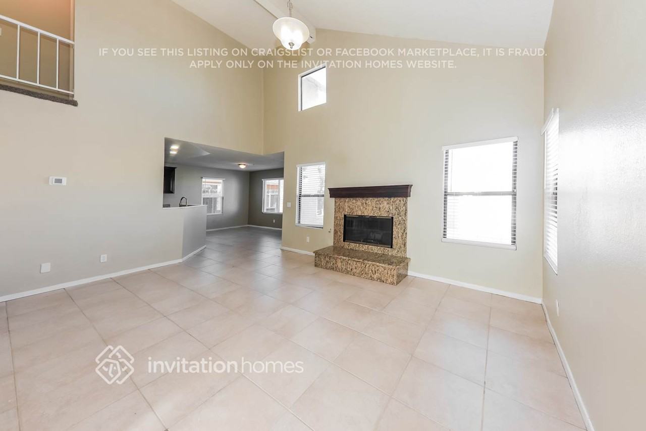 14566 Southwood Dr - Photo 5 of 19