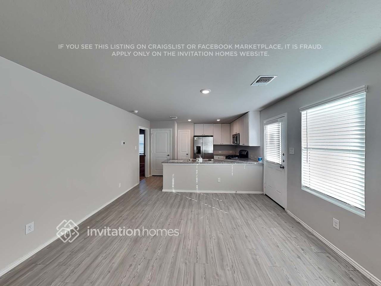 5726 Verracio Ct - Photo 3 of 17