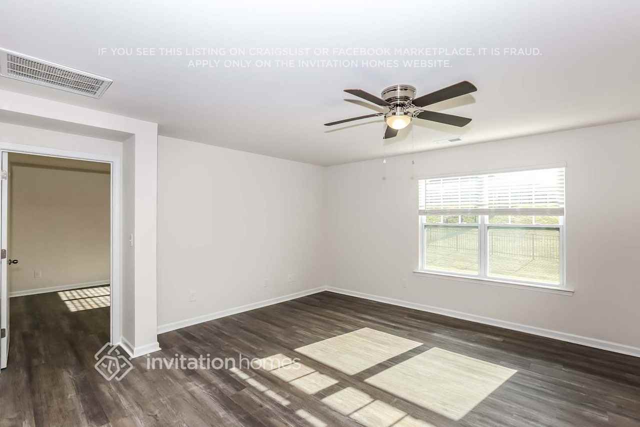 124 Nathall Trl - Photo 3 of 13