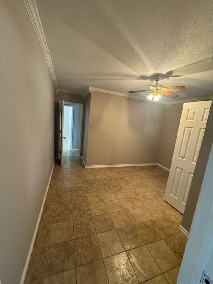 150 Schoolview Dr - Photo 4 of 7