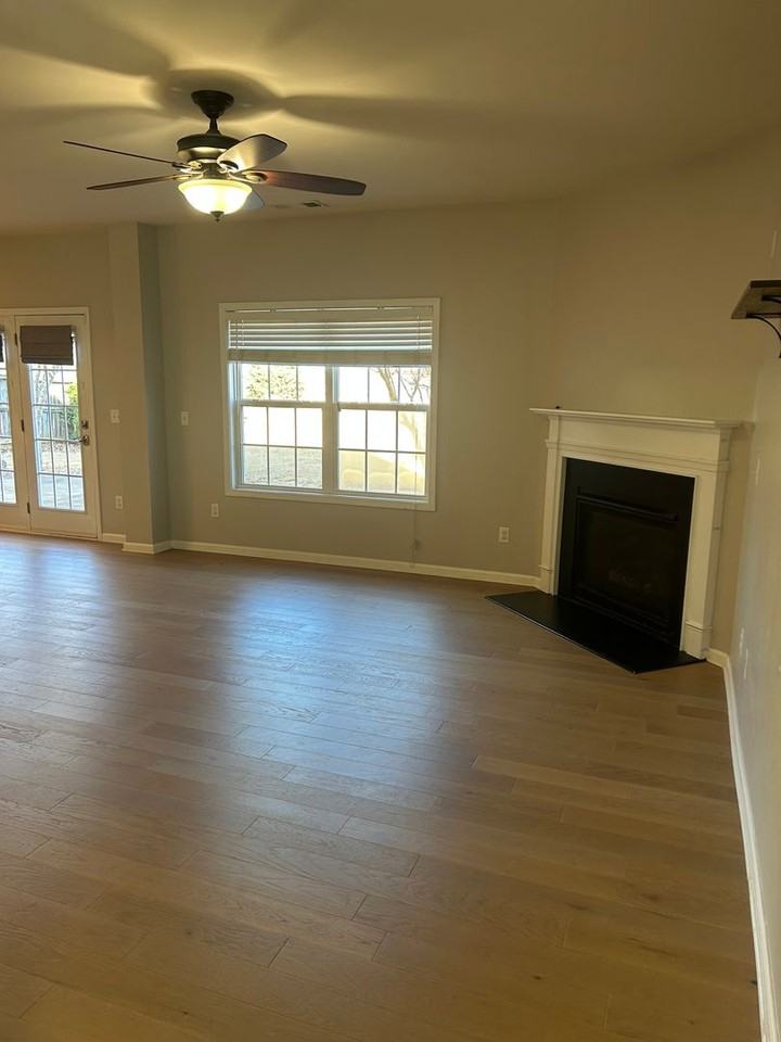 233 Meadow Blossom Way - Photo 3 of 25