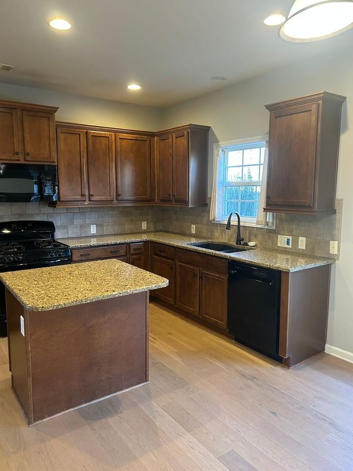 233 Meadow Blossom Way - Photo 6 of 25