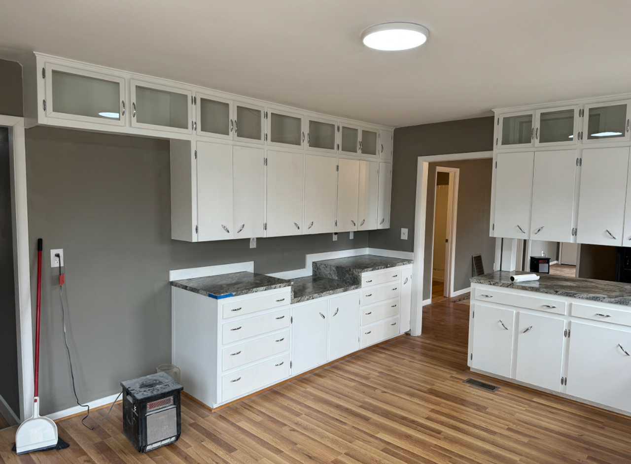 733 E Country Rd - Photo 2 of 5