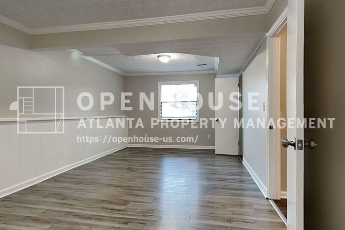 2750 Herron Cir - Photo 6 of 20