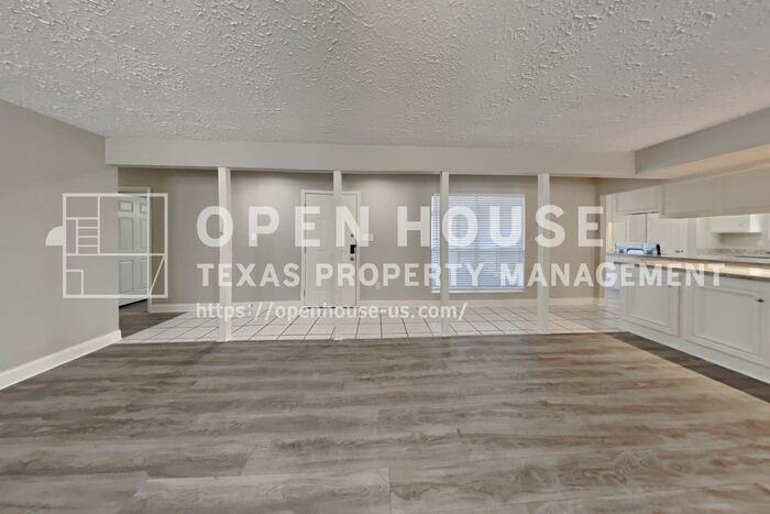 12706 Pantano Dr - Photo 4 of 20