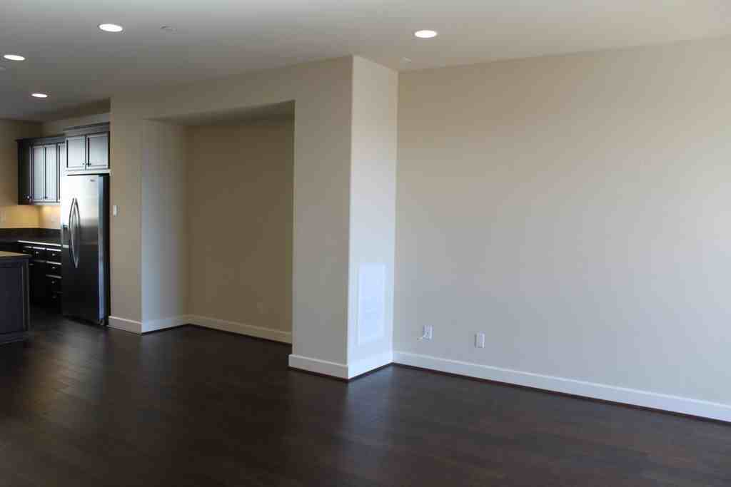 6563 Tralee Village Dr - Photo 5 of 19