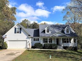 featured image of 10370 Nettle Pl