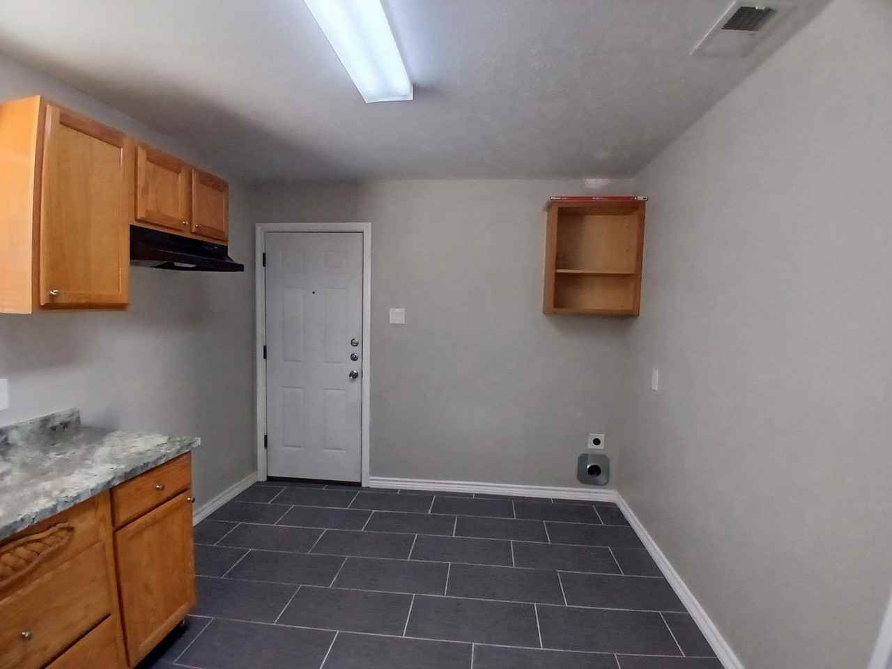 3724 Moonstone Dr - Photo 5 of 35