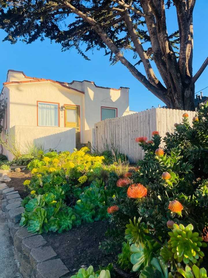 540 Kern Ave - Photo 2 of 14