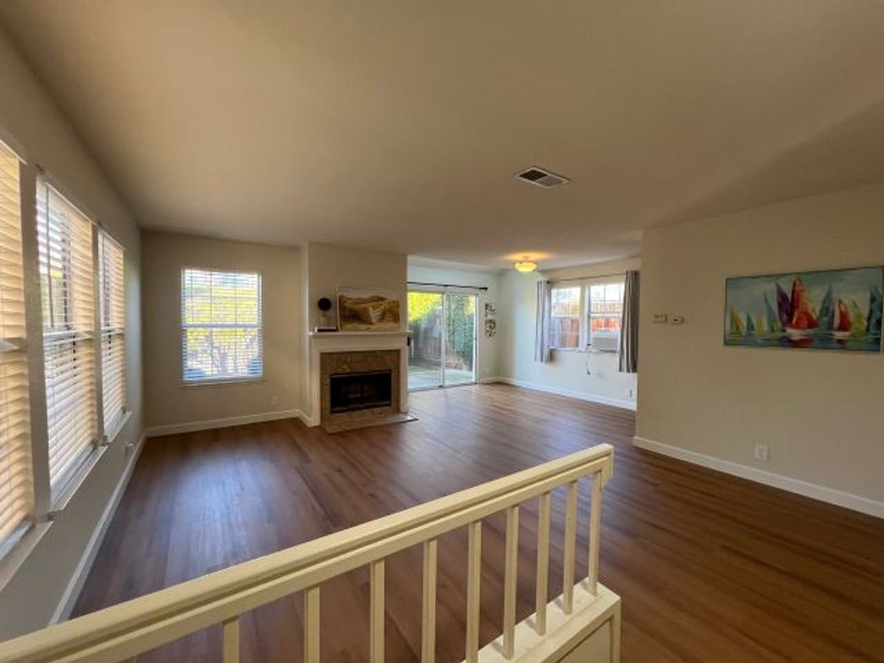 904 Kara Way - Photo 6 of 28